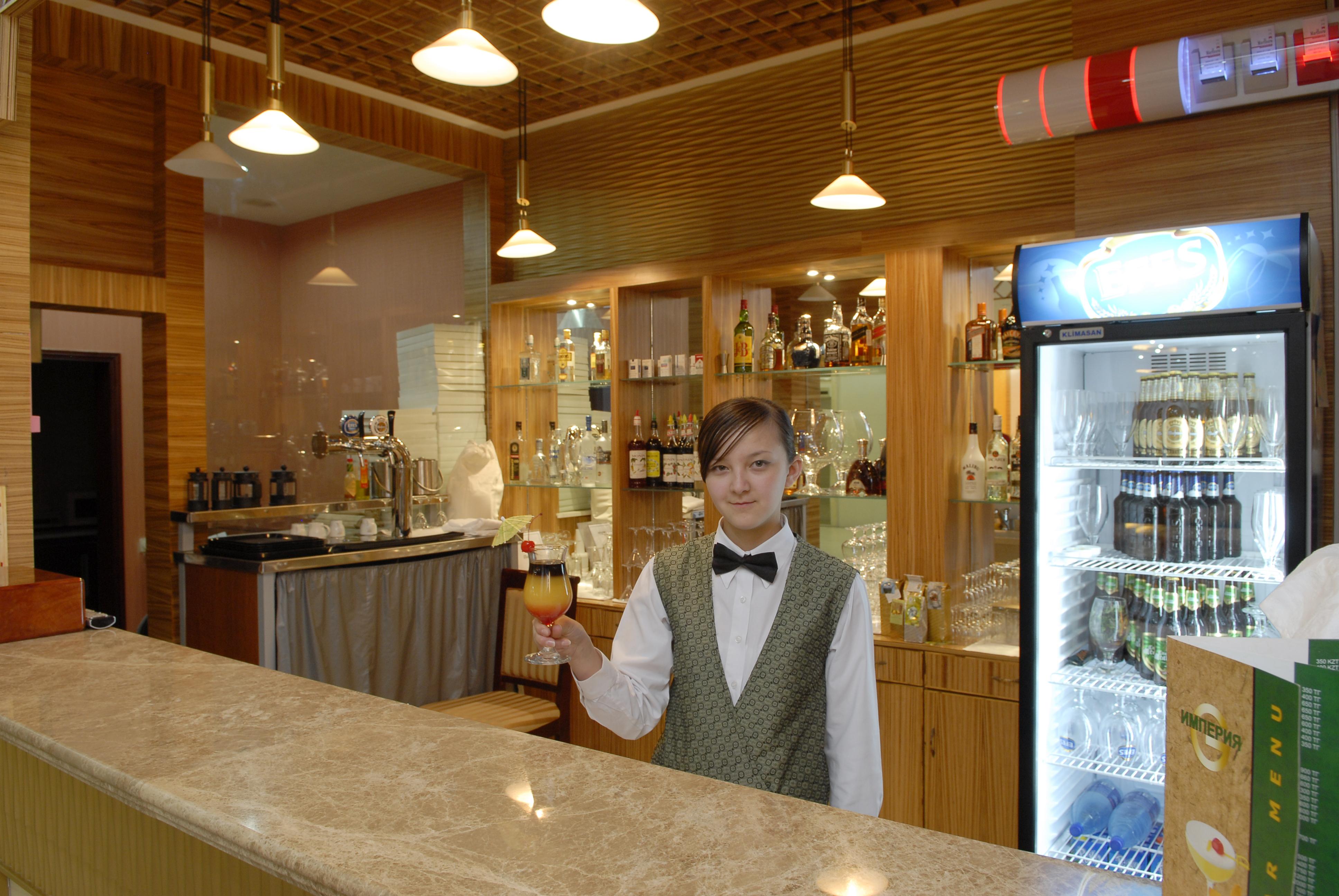 阿斯坦纳 G 帝国酒店 餐厅 照片